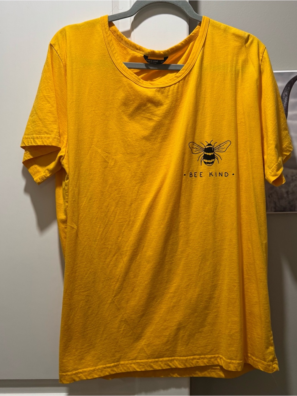 Bee kind t shirt
